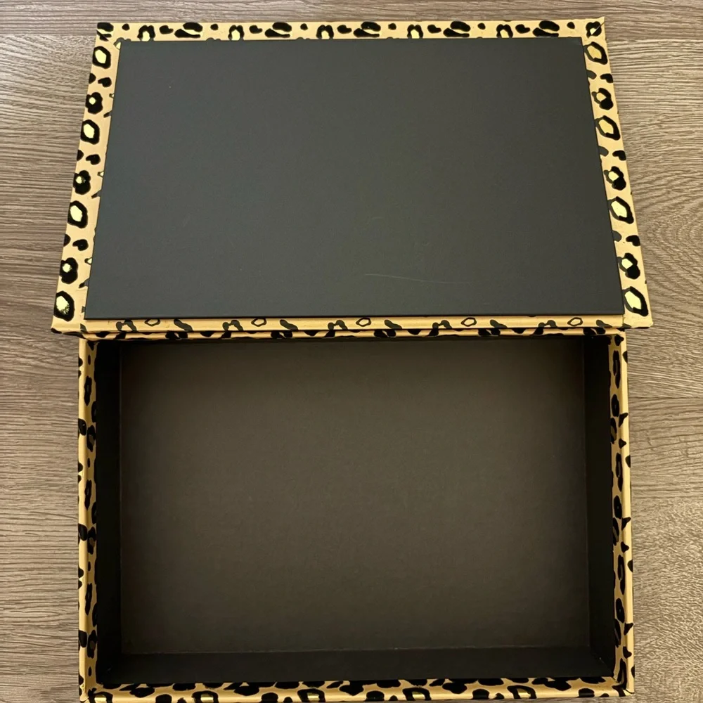 Bebe Storage Box - Picture 2 of 4